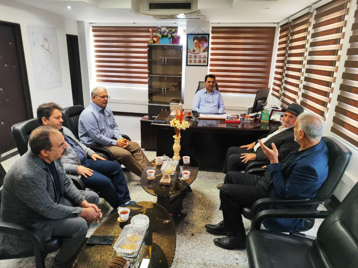 آغاز طرح‌های بهسازی وعمرانی برای رونق اقتصادی شهرک سنگ امید 